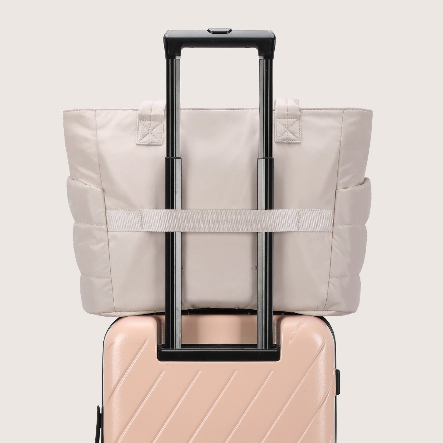 20L Puffy Tote Bag med 15,6" laptoprom