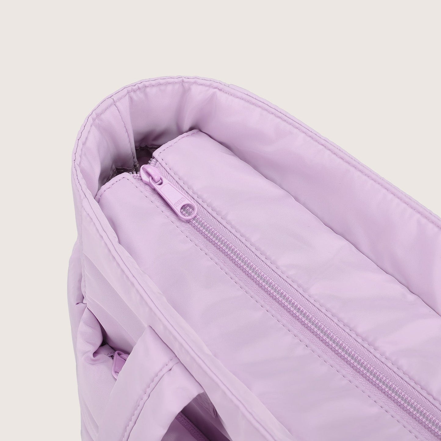 20L Puffy Tote Bag med 15,6" laptoprom