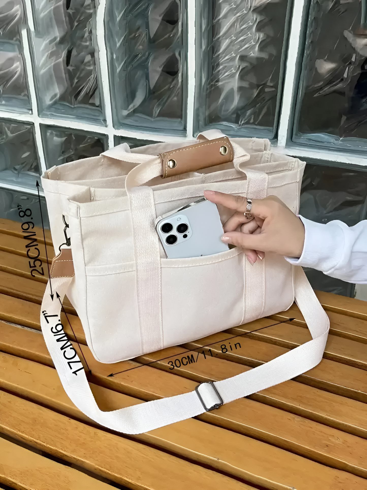 UrbanTote Pro – Canvas Shoulder Bag