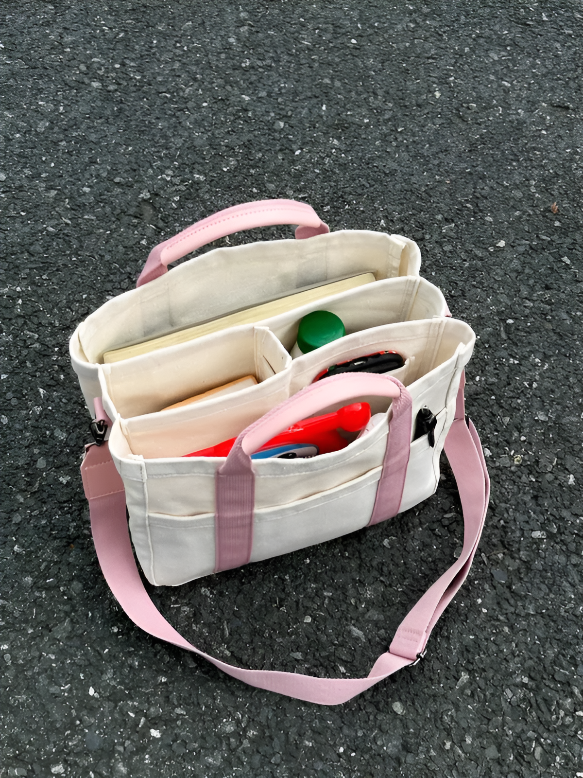 UrbanTote Pro – Canvas Shoulder Bag